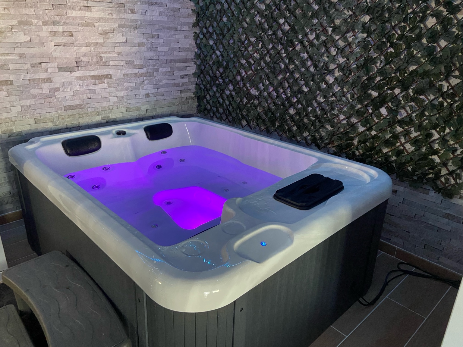 Jacuzzi